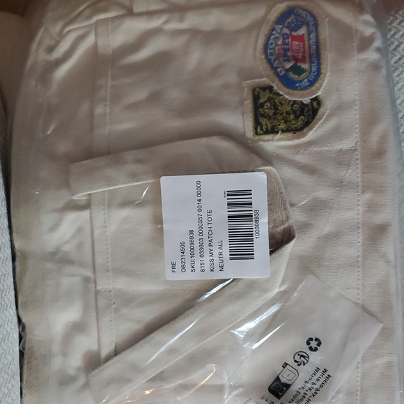 Free People Kiss My Patch Tote/Mineral - Picture 7 of 16